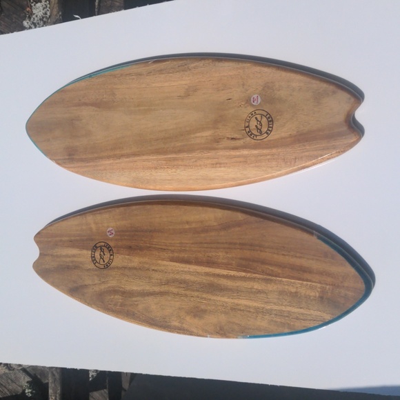 Lynn & Liana acacia Surfboard beach Charcuterie hostess Boards - Picture 7 of 11